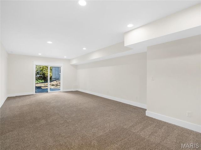 633 N Forest Avenue, Webster Groves, MO 63119