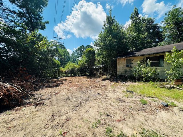 1210 Tx-150, New Waverly, TX 77358