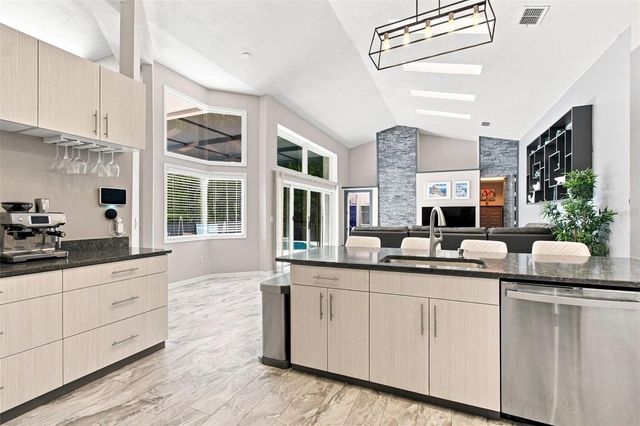 16018 WILMINGTON PLACE, Tampa, FL 33647
