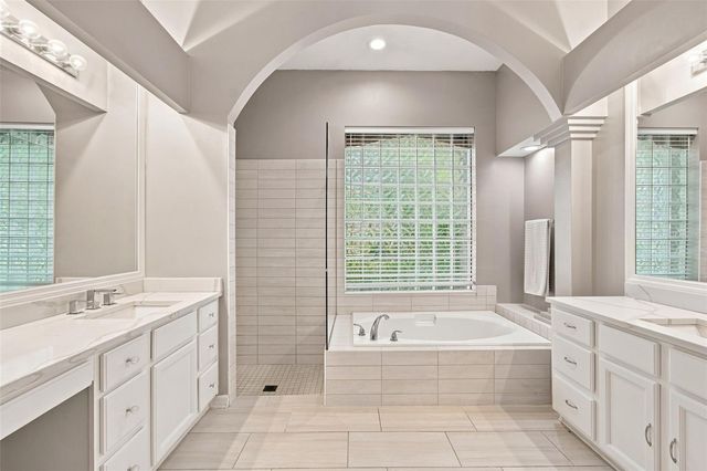 16018 WILMINGTON PLACE, Tampa, FL 33647