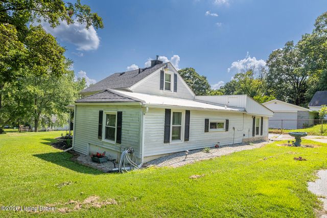 9412 3rd Street Rd, Louisville, KY 40272