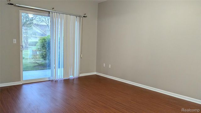 15286 CORNELL Drive, Clinton Charter Township, MI 48038