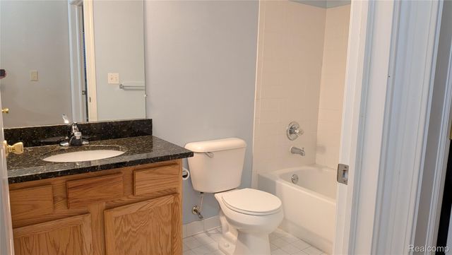 15286 CORNELL Drive, Clinton Charter Township, MI 48038