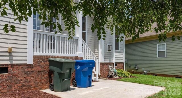 166 Water Oak Drive, Mooresville, NC 28117