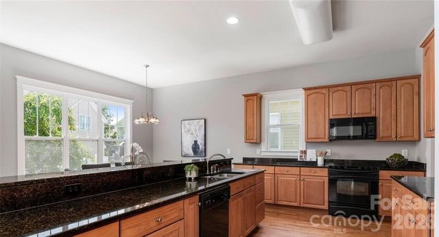 166 Water Oak Drive, Mooresville, NC 28117