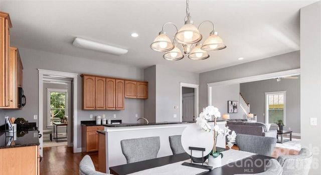 166 Water Oak Drive, Mooresville, NC 28117
