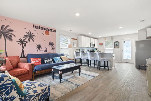1714 Whispering Pine Street SW, Ocean Isle Beach, NC 28469