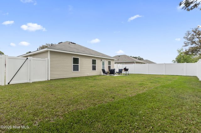1714 Whispering Pine Street SW, Ocean Isle Beach, NC 28469