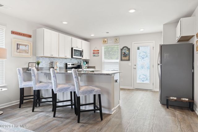1714 Whispering Pine Street SW, Ocean Isle Beach, NC 28469