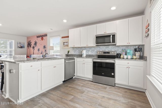 1714 Whispering Pine Street SW, Ocean Isle Beach, NC 28469