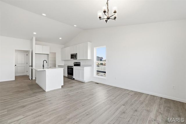 4605 Bella Terra Drive, Arnold, MO 63010