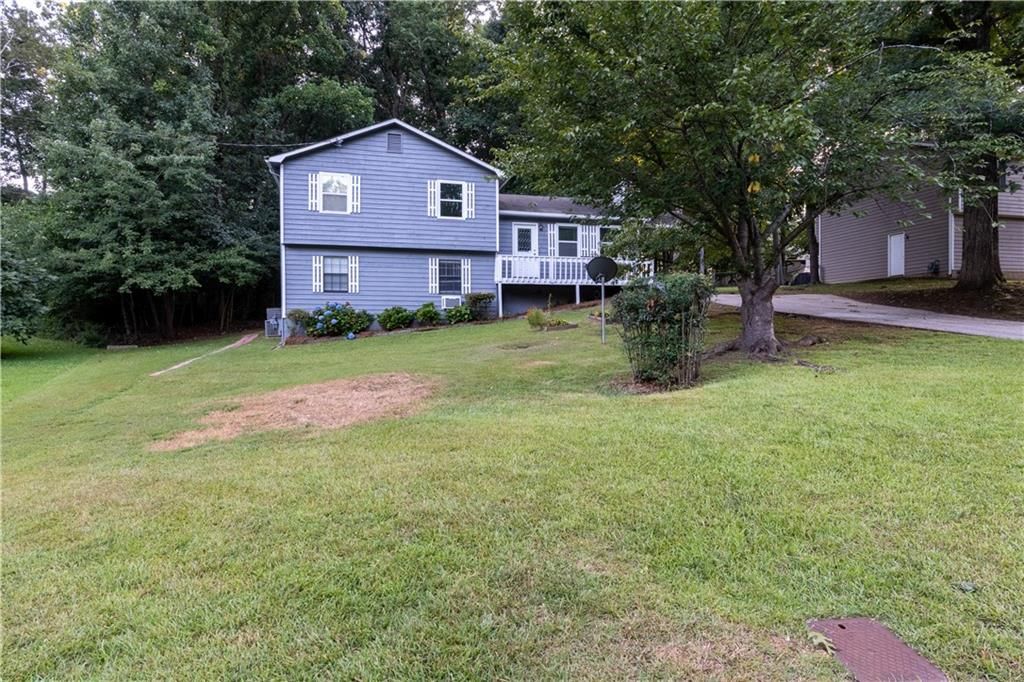 2424 Rhine Court, Lawrenceville, GA 30043