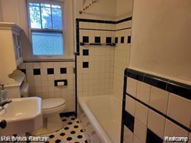 17951 Prospect Street, Melvindale, MI 48122