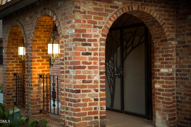 807 W Trinity Avenue Apt 205, Durham, NC 27701