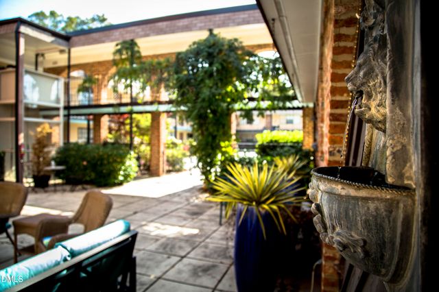 807 W Trinity Avenue Apt 205, Durham, NC 27701