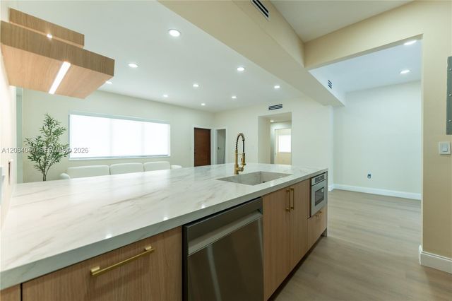 4144 Alton Road 4144, Miami Beach, FL 33140