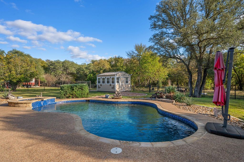 686 Benchmark TRL, Belton, TX 76513