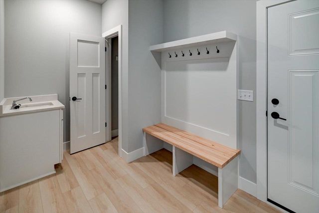 2901 Blue Grass Drive, Stoughton, WI 53589