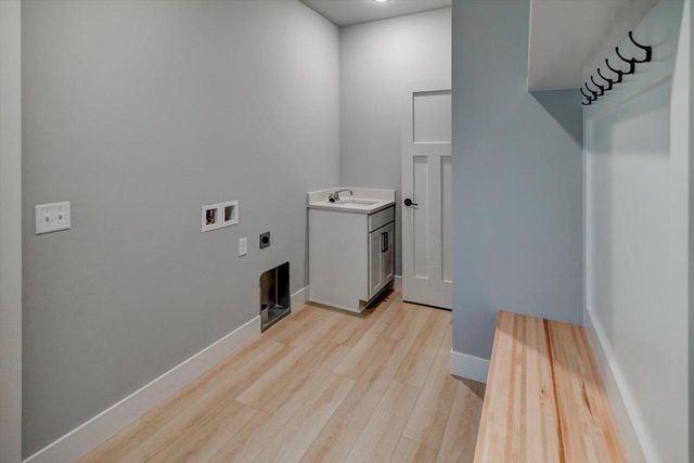 2901 Blue Grass Drive, Stoughton, WI 53589