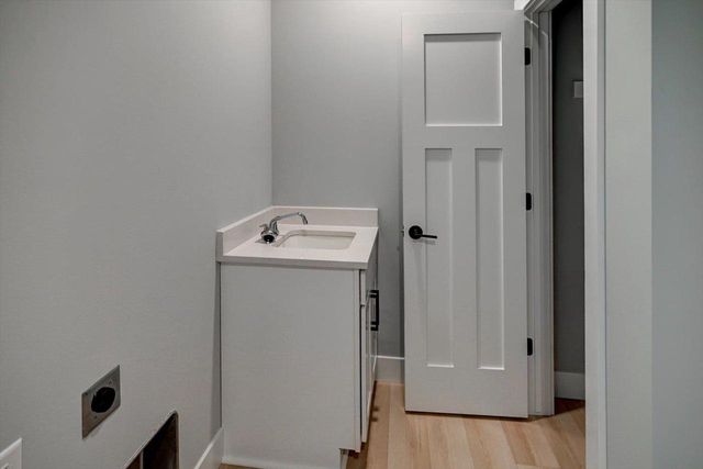 2901 Blue Grass Drive, Stoughton, WI 53589