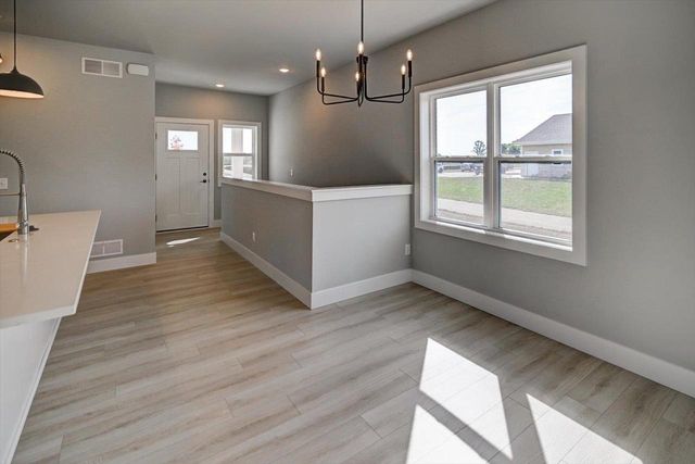 2901 Blue Grass Drive, Stoughton, WI 53589