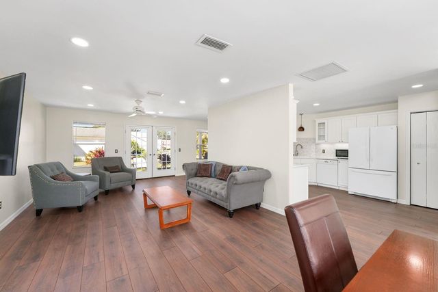 1601 CHAVEZ COURT, The Villages, FL 32159