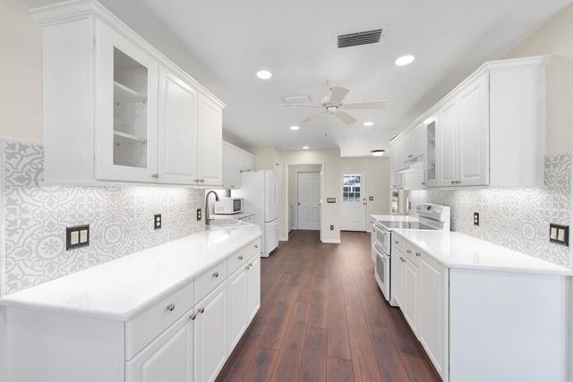 1601 CHAVEZ COURT, The Villages, FL 32159