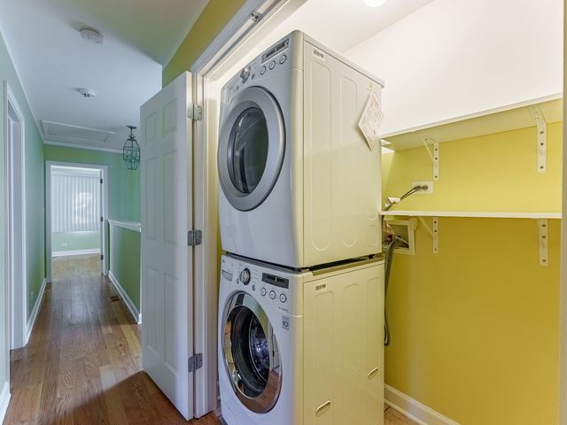 5242 W Ferdinand Street, Chicago, IL 60644