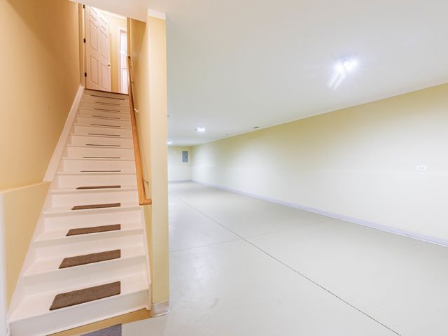 5242 W Ferdinand Street, Chicago, IL 60644