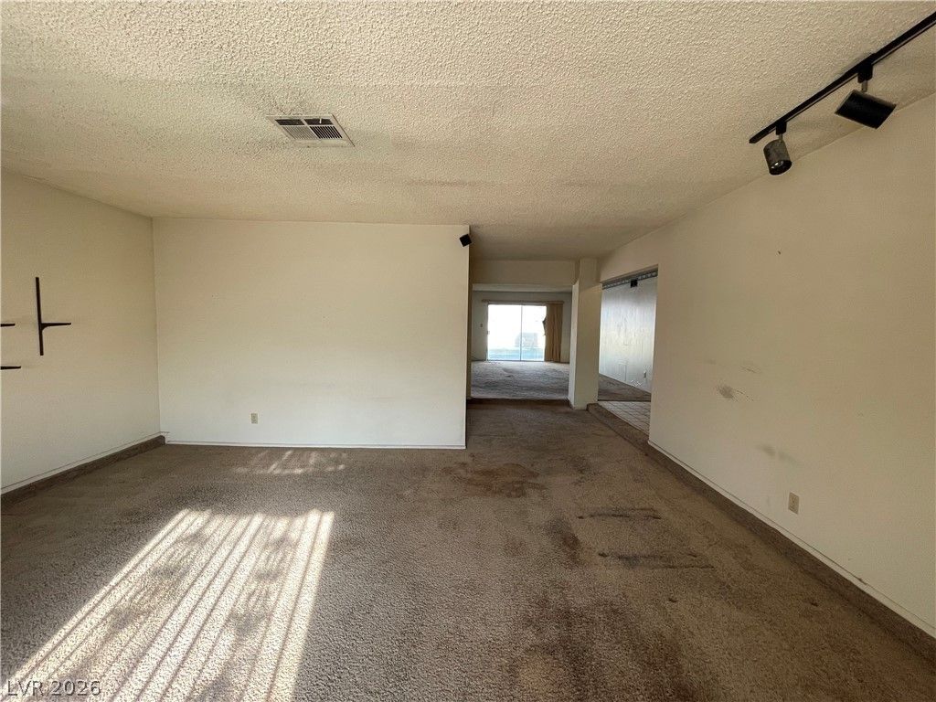 5632 Latigo Street, Las Vegas, NV 89119 — photo 4