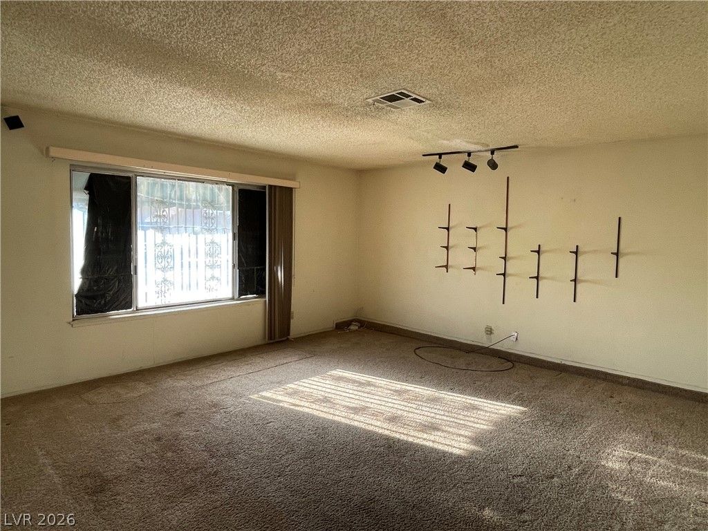 5632 Latigo Street, Las Vegas, NV 89119 — photo 5