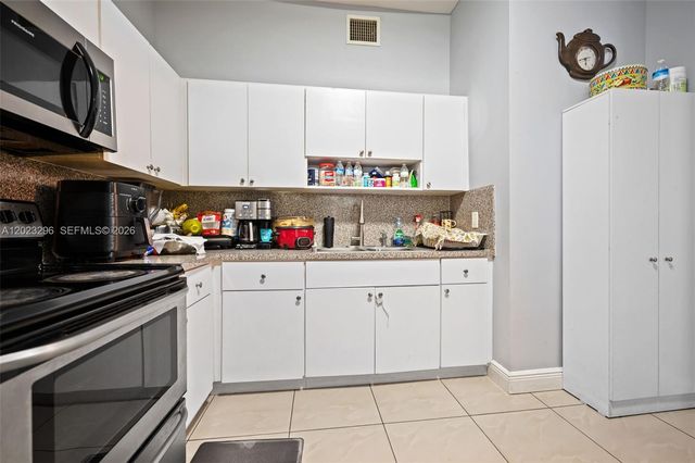 1792 SW 11th Street, Miami, FL 33135