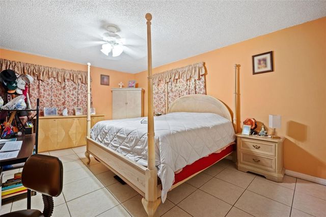 1792 SW 11th Street, Miami, FL 33135