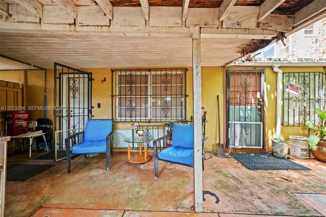 1792 SW 11th Street, Miami, FL 33135