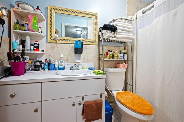 1792 SW 11th Street, Miami, FL 33135