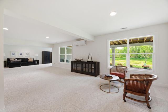 131 Glenshire Court, Granville, OH 43023