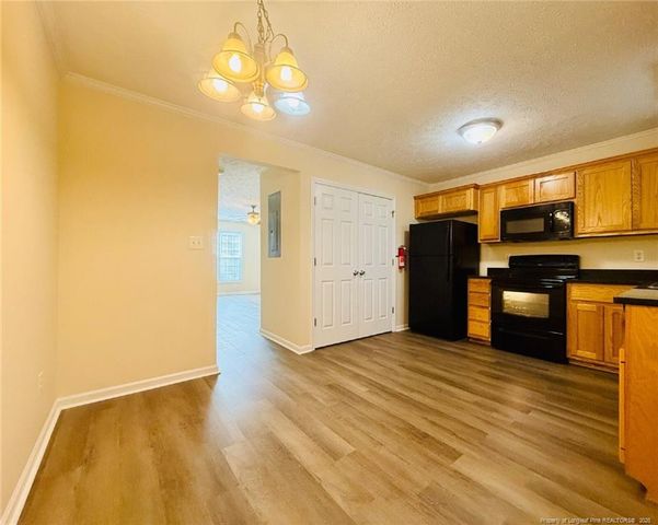 3332 Kenmont Lane C, Hope Mills, NC 28348