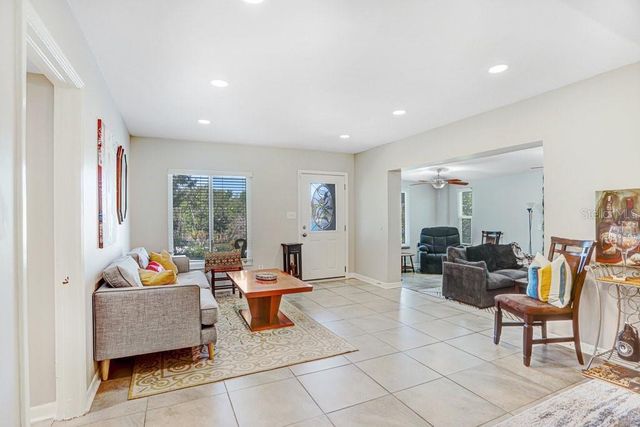 6703 N RIVER BOULEVARD, Tampa, FL 33604