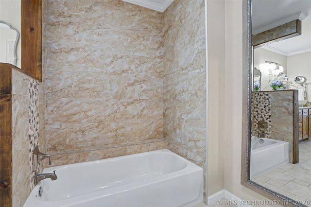 4012 S Narcissus Avenue, Broken Arrow, OK 74011