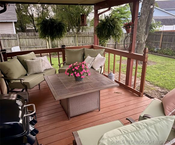 4012 S Narcissus Avenue, Broken Arrow, OK 74011