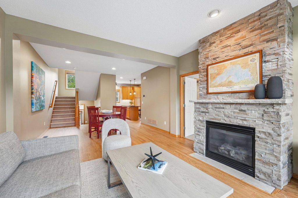 10733 Falling Water Lane B, Woodbury, MN 55129 — photo 4