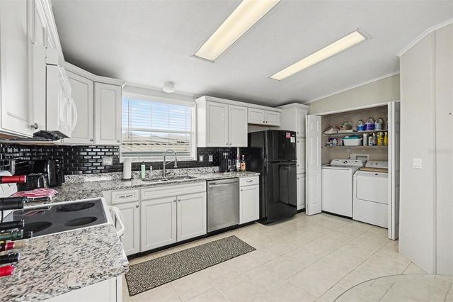 226 BIMINI DRIVE, Palmetto, FL 34221