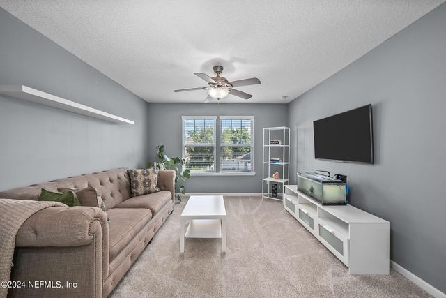 7130 CRISPIN COVE Drive, Jacksonville, FL 32258