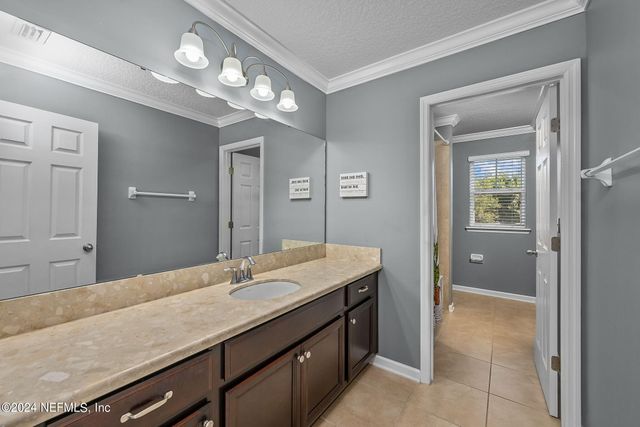 7130 CRISPIN COVE Drive, Jacksonville, FL 32258