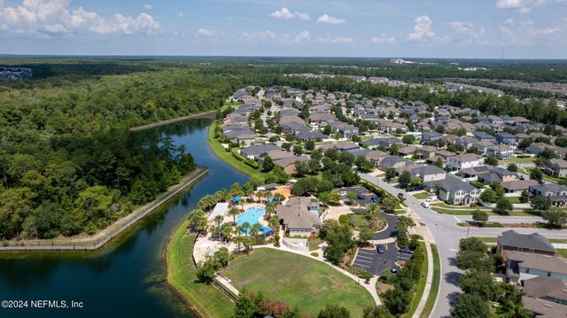 7130 CRISPIN COVE Drive, Jacksonville, FL 32258