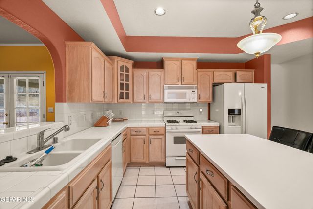 10863 Loma de Alma Drive Drive, El Paso, TX 79934