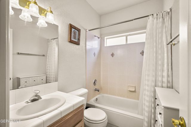 10863 Loma de Alma Drive Drive, El Paso, TX 79934