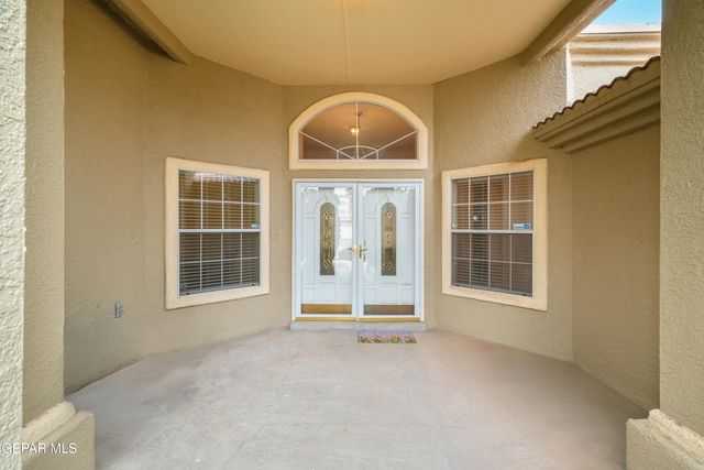 10863 Loma de Alma Drive Drive, El Paso, TX 79934