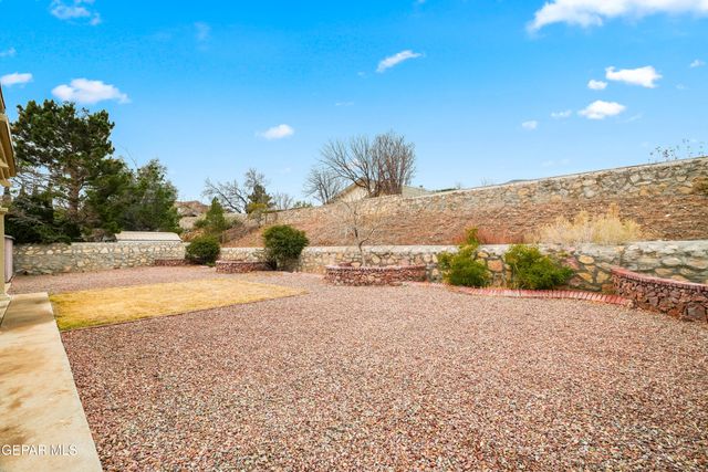 10863 Loma de Alma Drive Drive, El Paso, TX 79934