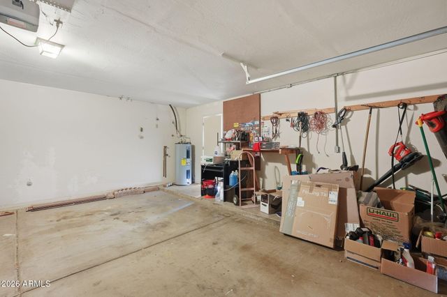 1382 N Tamarisk Drive, Chandler, AZ 85224